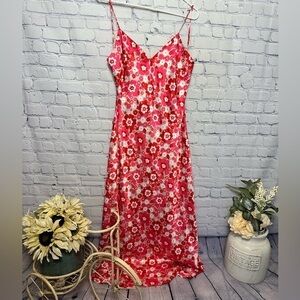 Get Ready to Sizzle in this Sexy Summer Floral Dress! By Dolls Kill